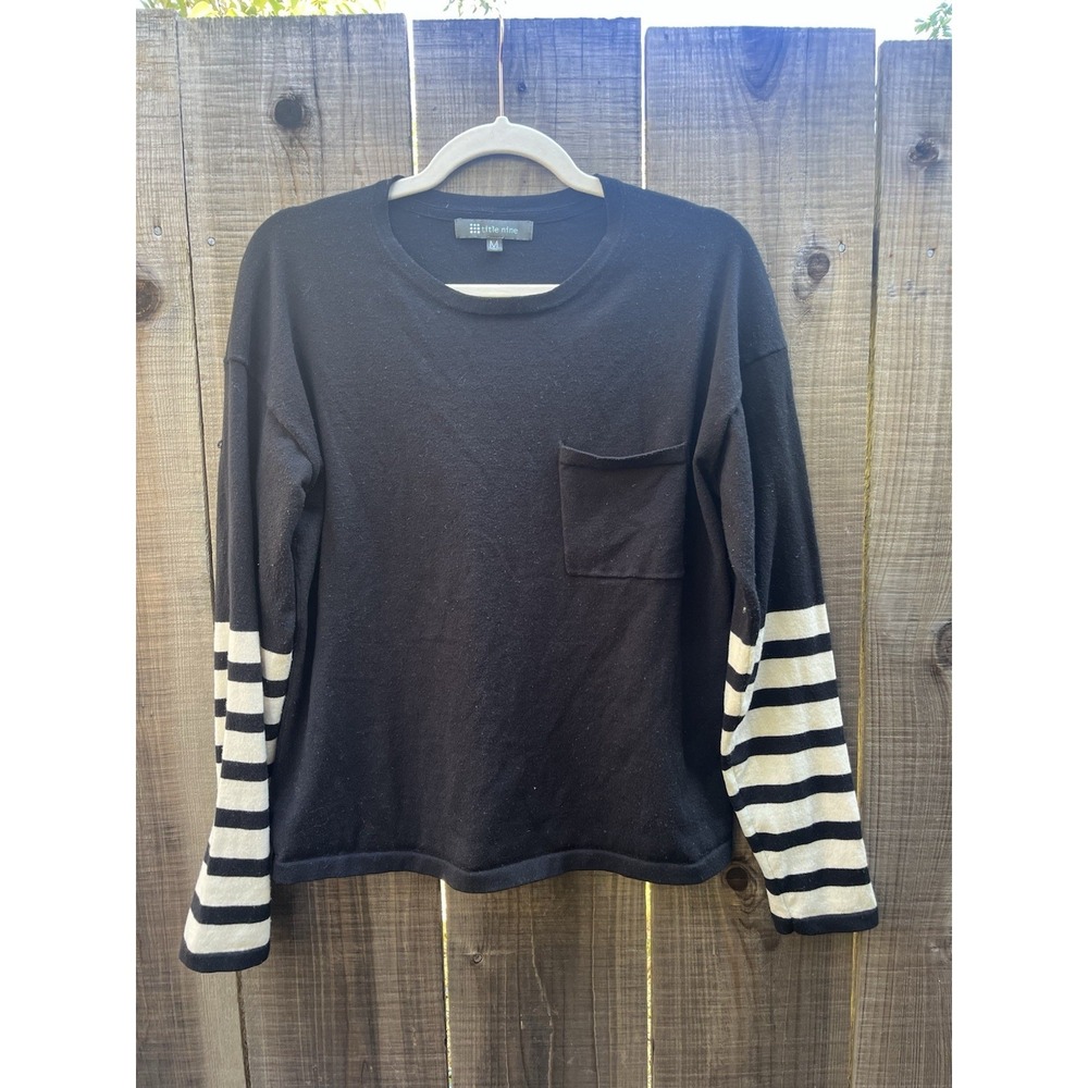 Title Nine Black & White Striped Long Sleeve Top Women  Sz Med
